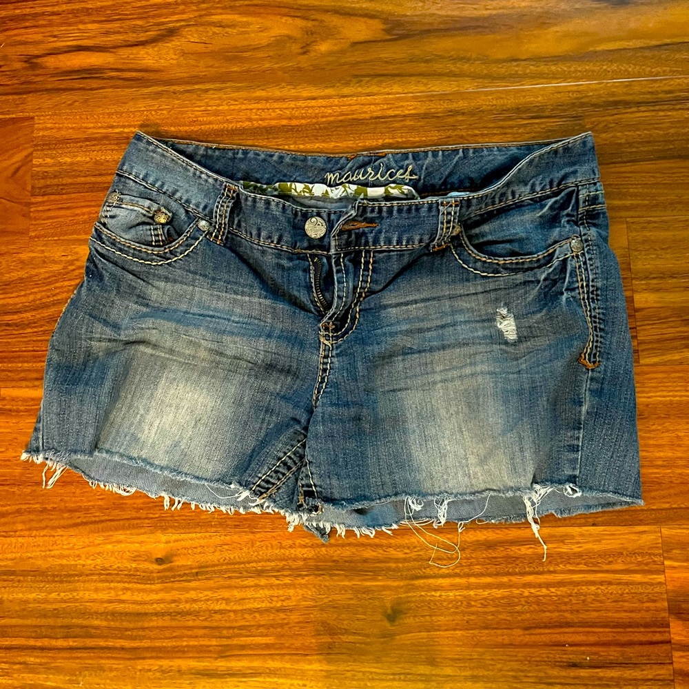 Maurice’s cut-off Jean shorts. Size 11/12.